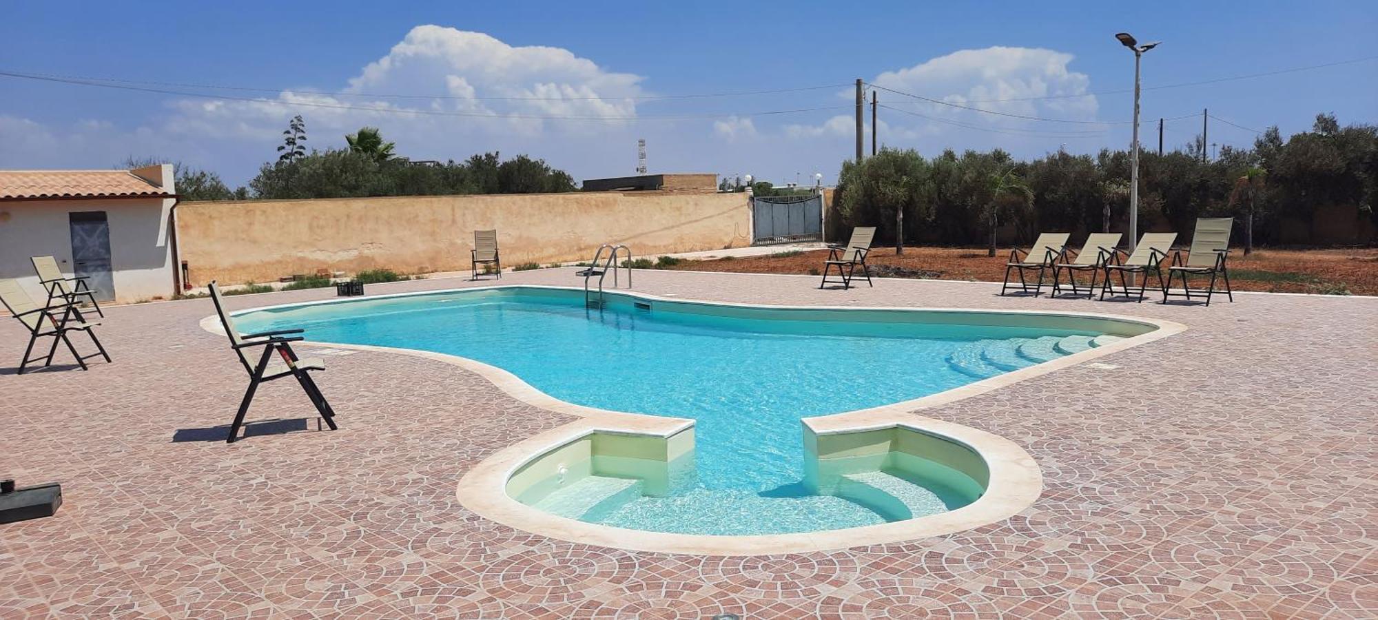 ホテル Castello Del Nonno マツァーラ・デル・ヴァッロ エクステリア 写真